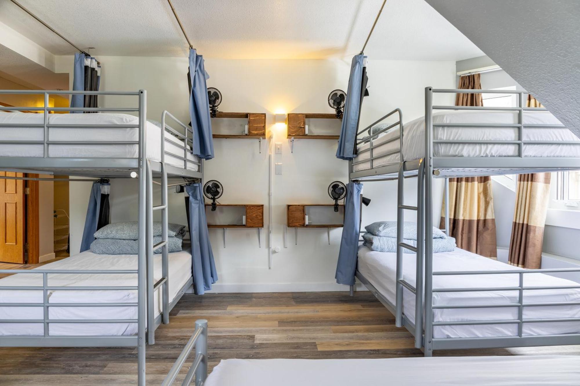 Samesun Banff Hostel מראה חיצוני תמונה