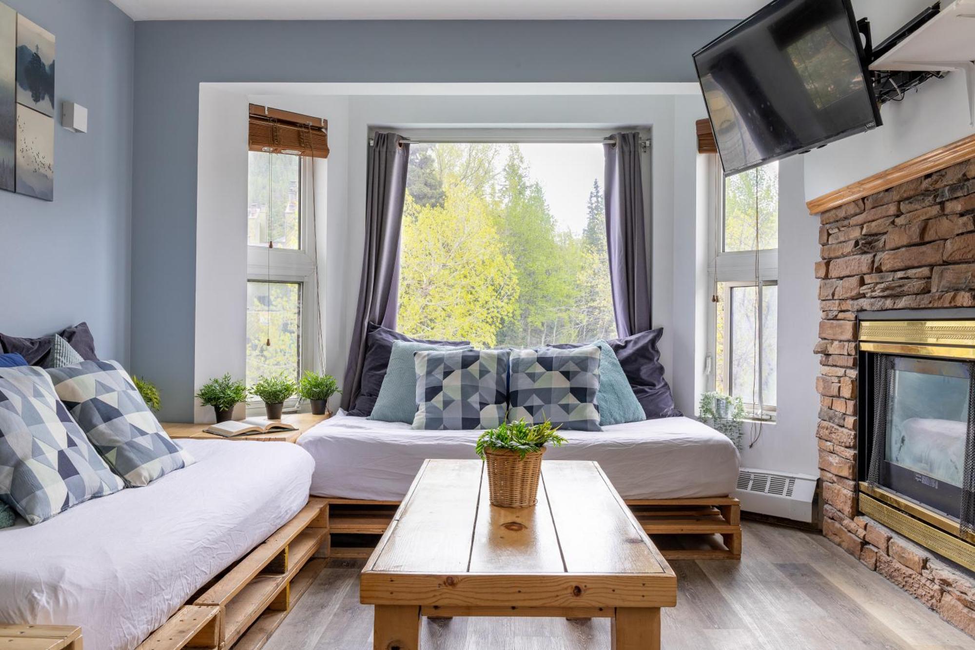Samesun Banff Hostel מראה חיצוני תמונה