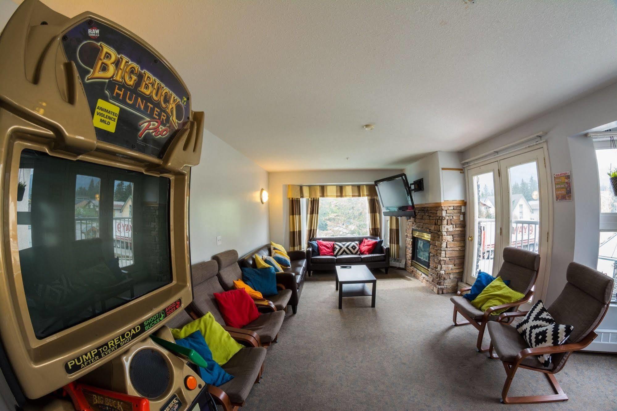 Samesun Banff Hostel מראה חיצוני תמונה